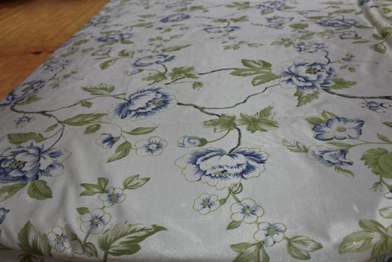 Matratzen-steppende Gewebe RoHS-Bescheinigung 100% des Polyester-90gsm