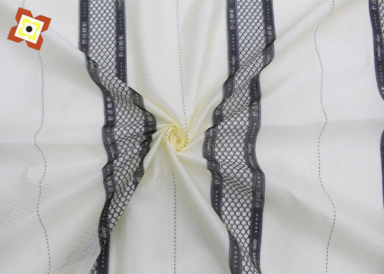 Polyester Pengji-Matratzenschoner-Gewebe-Farbe Druckverzerrung strickte